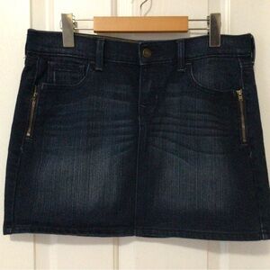 Old Navy Blue Denim Pencil Mini Skirt Casual! Sz. 8! Ecxellent Used Condition!